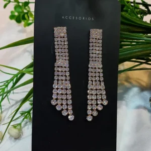 Accesorios glam mujer look refinado