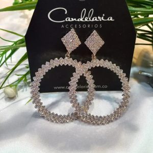 Accesorios glam mujer diseño estilizado