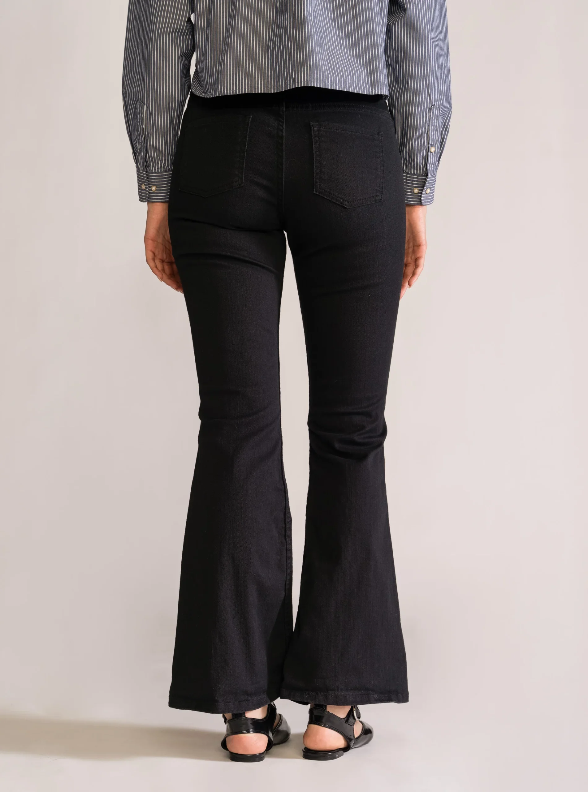 Gotta Go Acampanado Jeans, Negro - Imagen 3