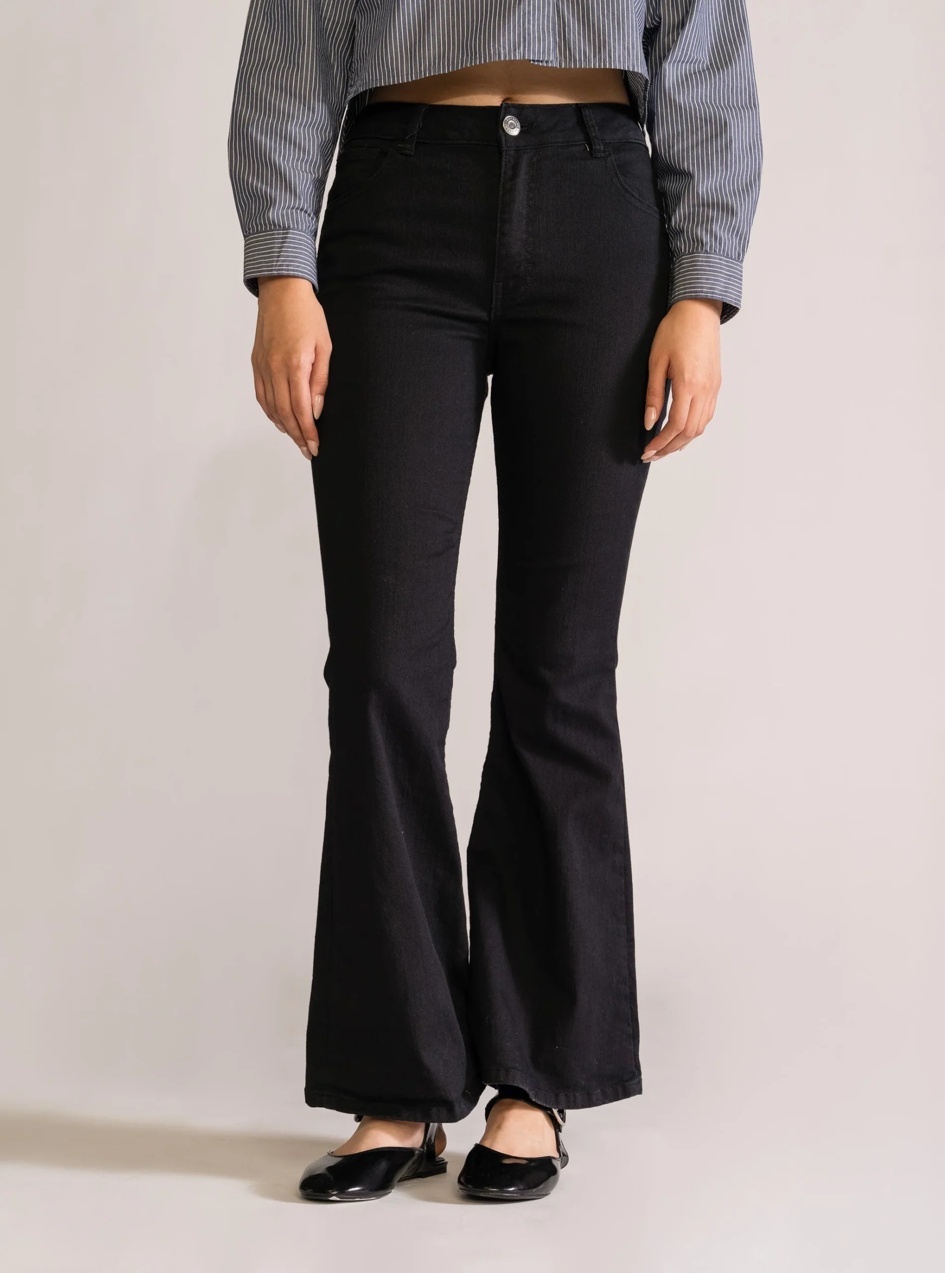 Gotta Go Acampanado Jeans, Negro