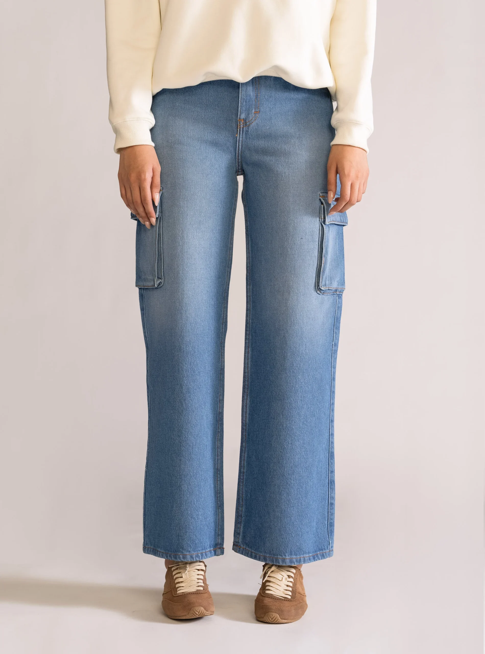 Immaculate Cargo Jeans, Azul Claro