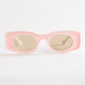 Is this Ibiza? Lentes, Rosado Claro