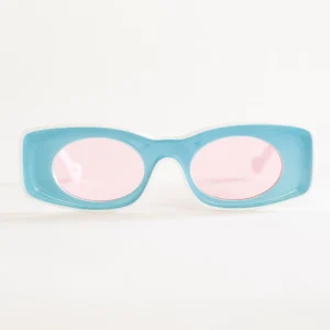 Is this Ibiza? Lentes, Celeste