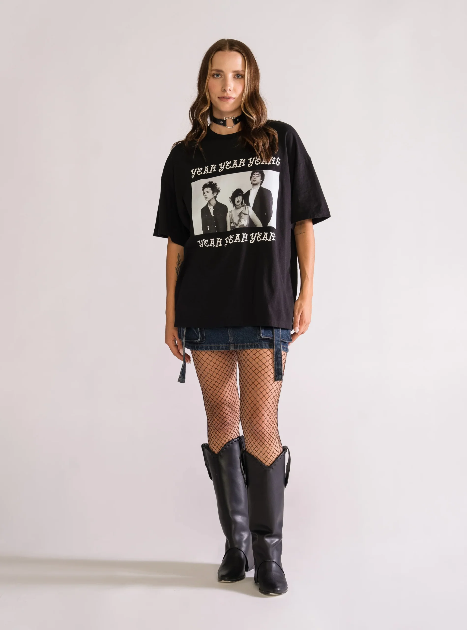 Heads Wil Roll Playera Oversized, Negro - Imagen 5