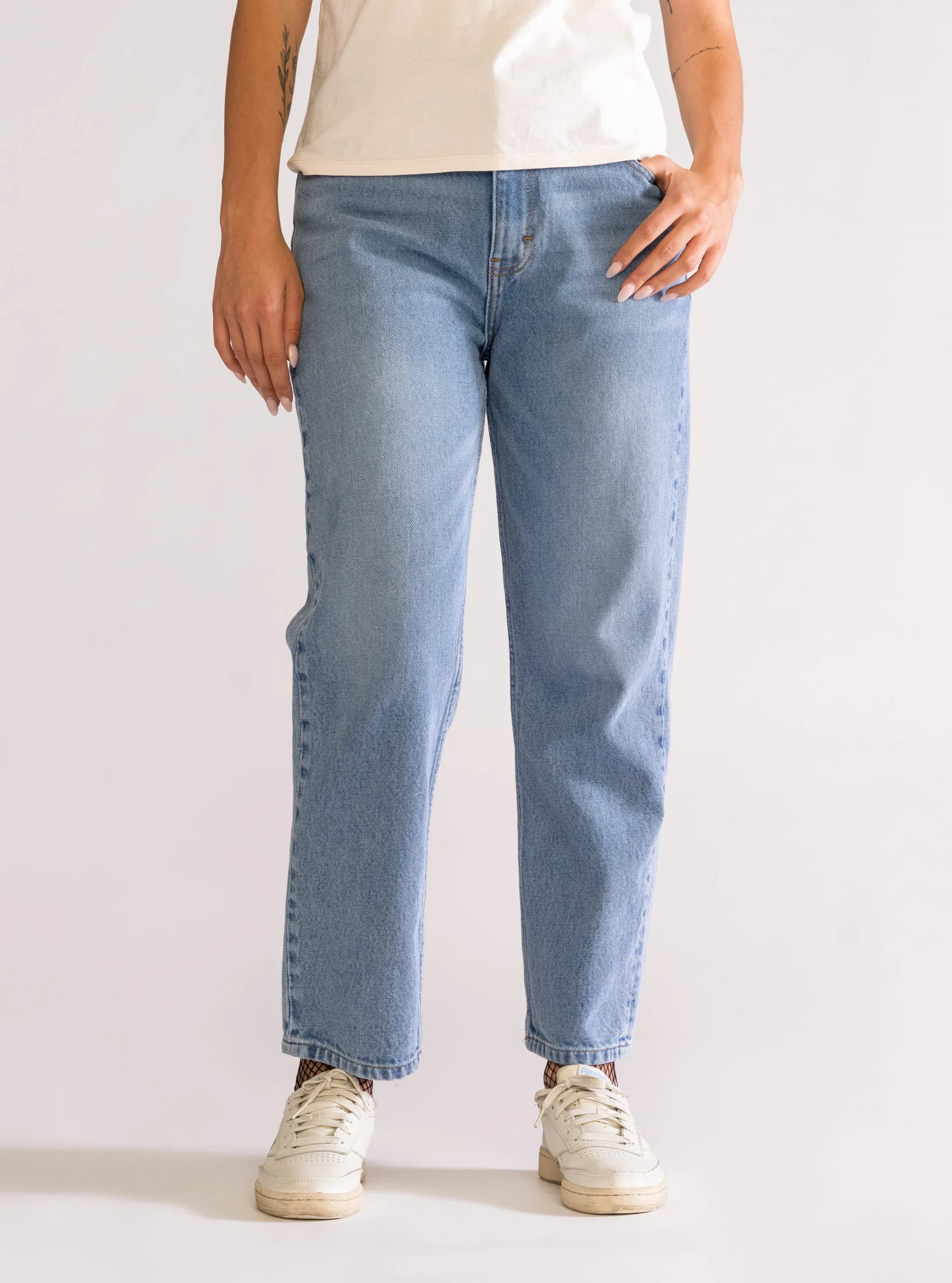 Two Of Hearts 90's Straight Jeans, Celeste
