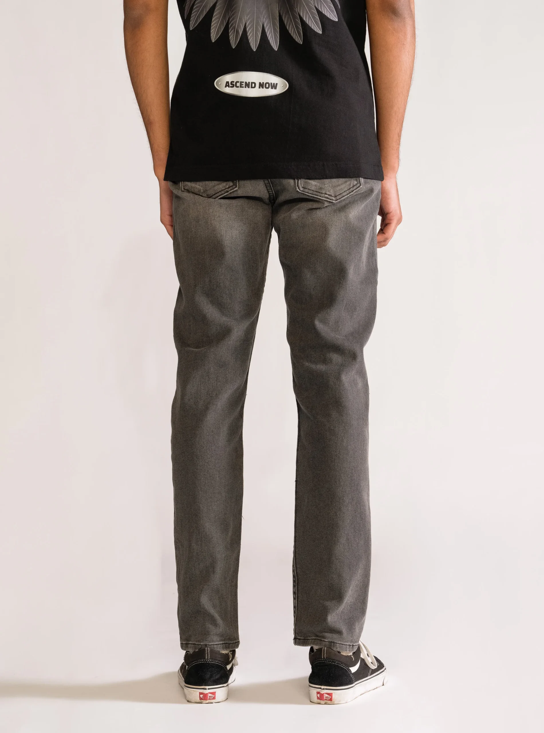 Showing Around Slim Jeans, Gris Obscuro - Imagen 3