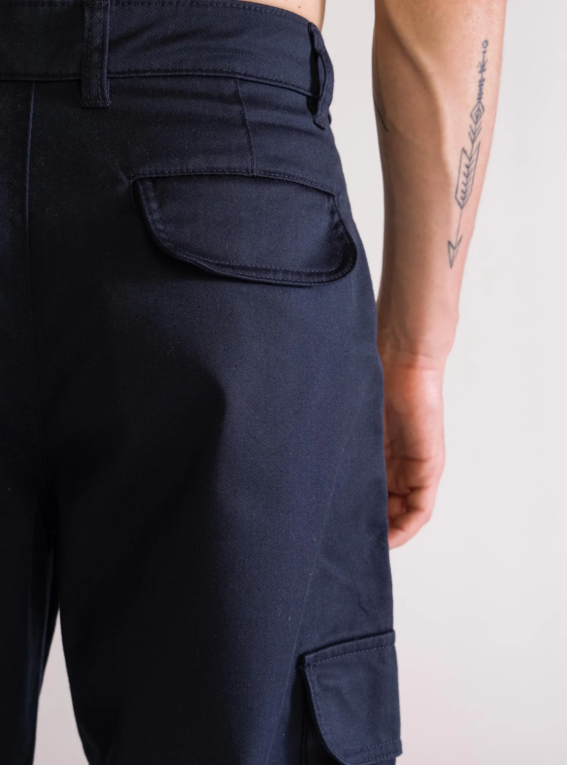 Snubbed It Pantal贸n, Azul Obscuro - Imagen 4