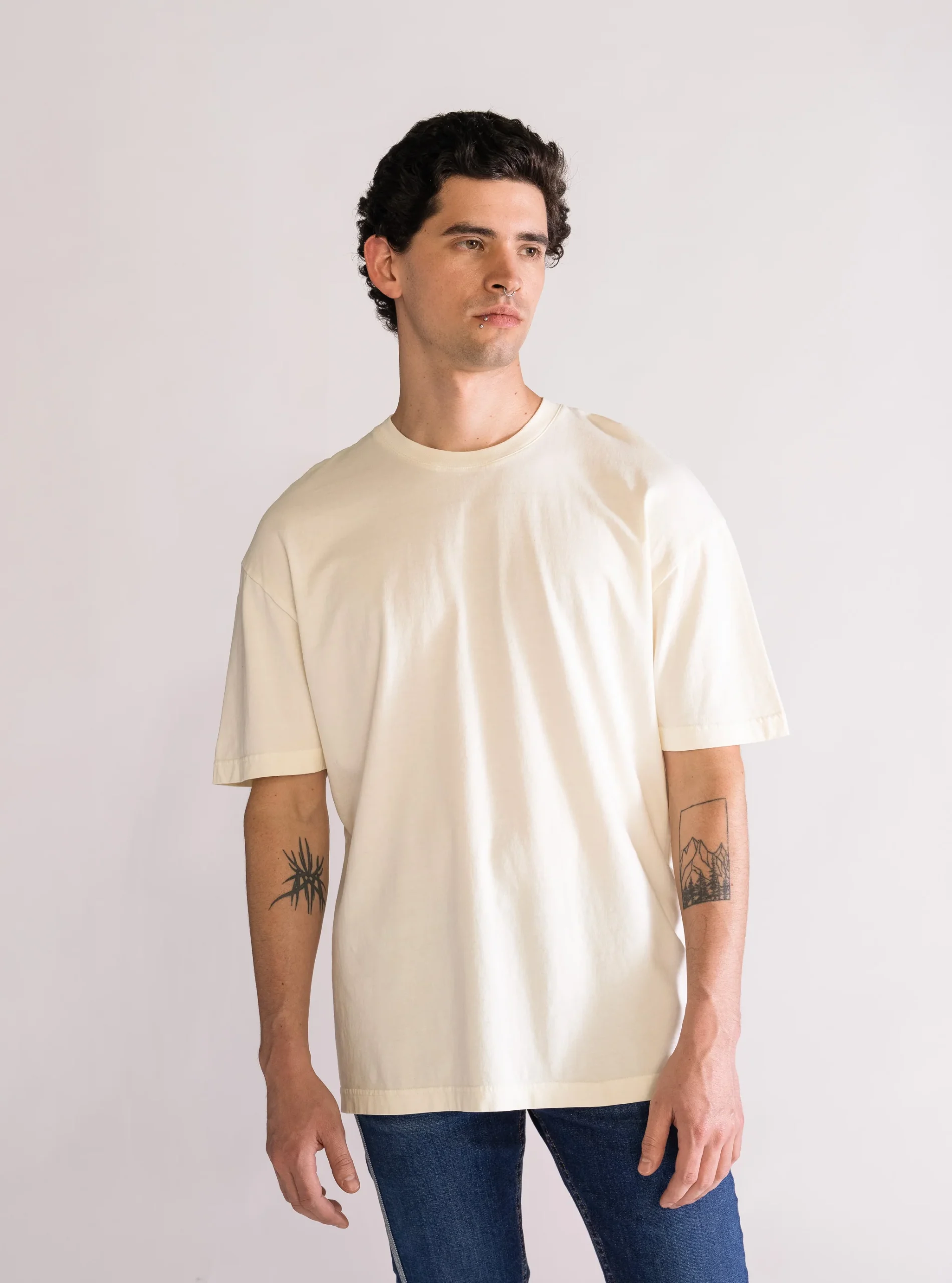 Take A Walk Drop T-Shirt, Crema