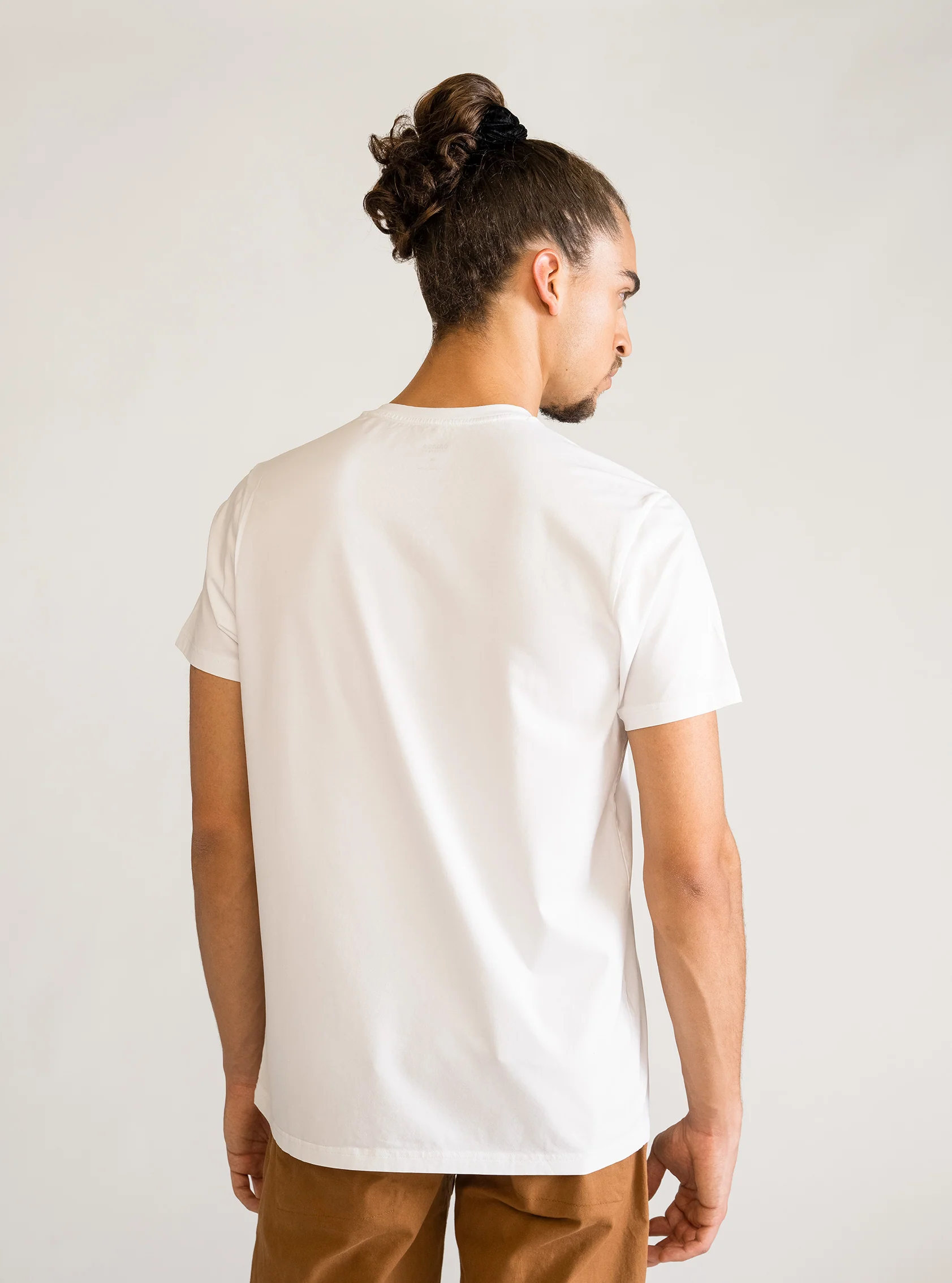 The Perfect T-Shirt V-Neck, Blanco - Imagen 3