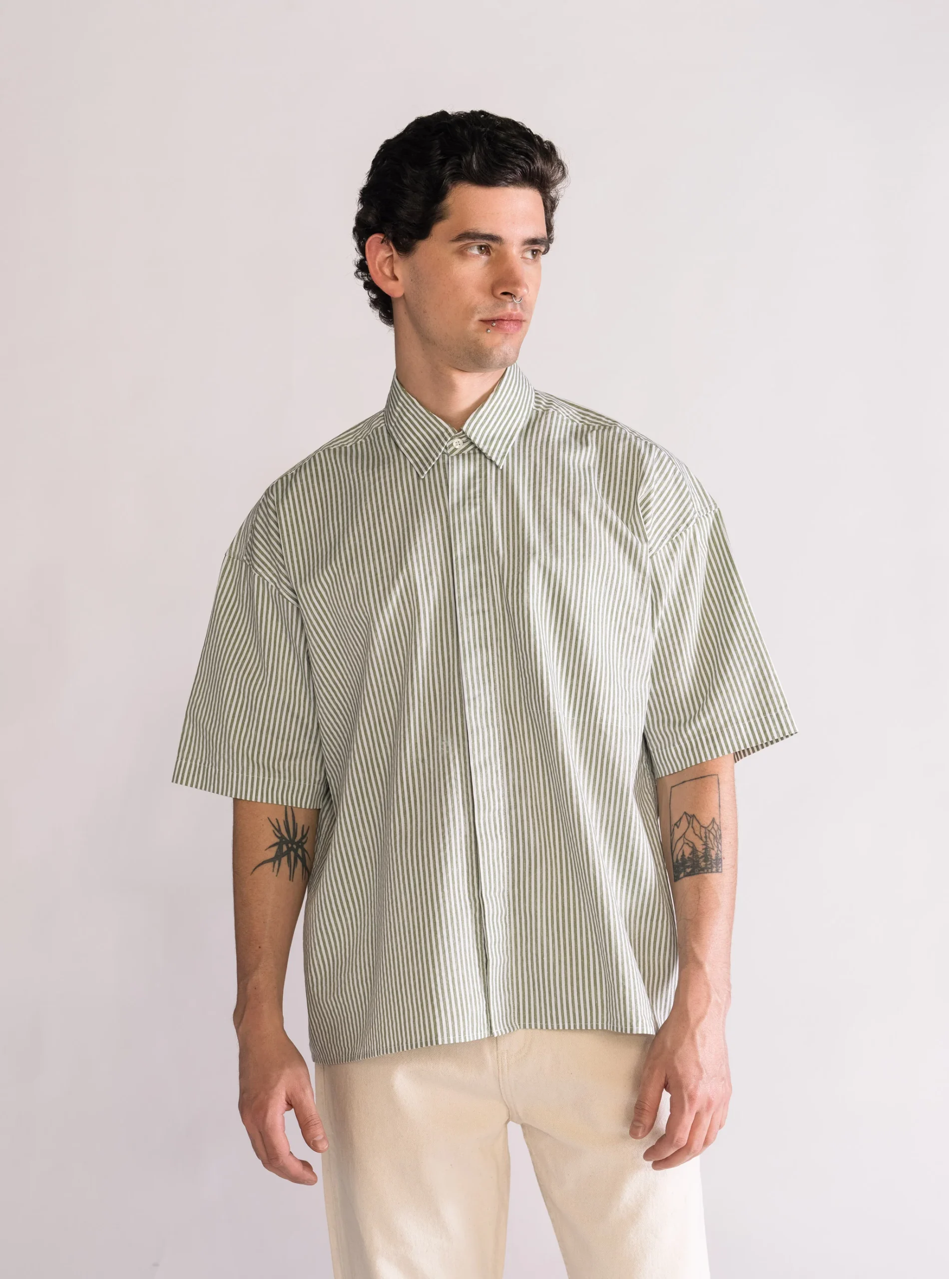 The Mishap Camisa Boxy, Verde Claro