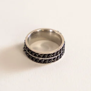 Geometric Circle Steel Band Ring, Negro