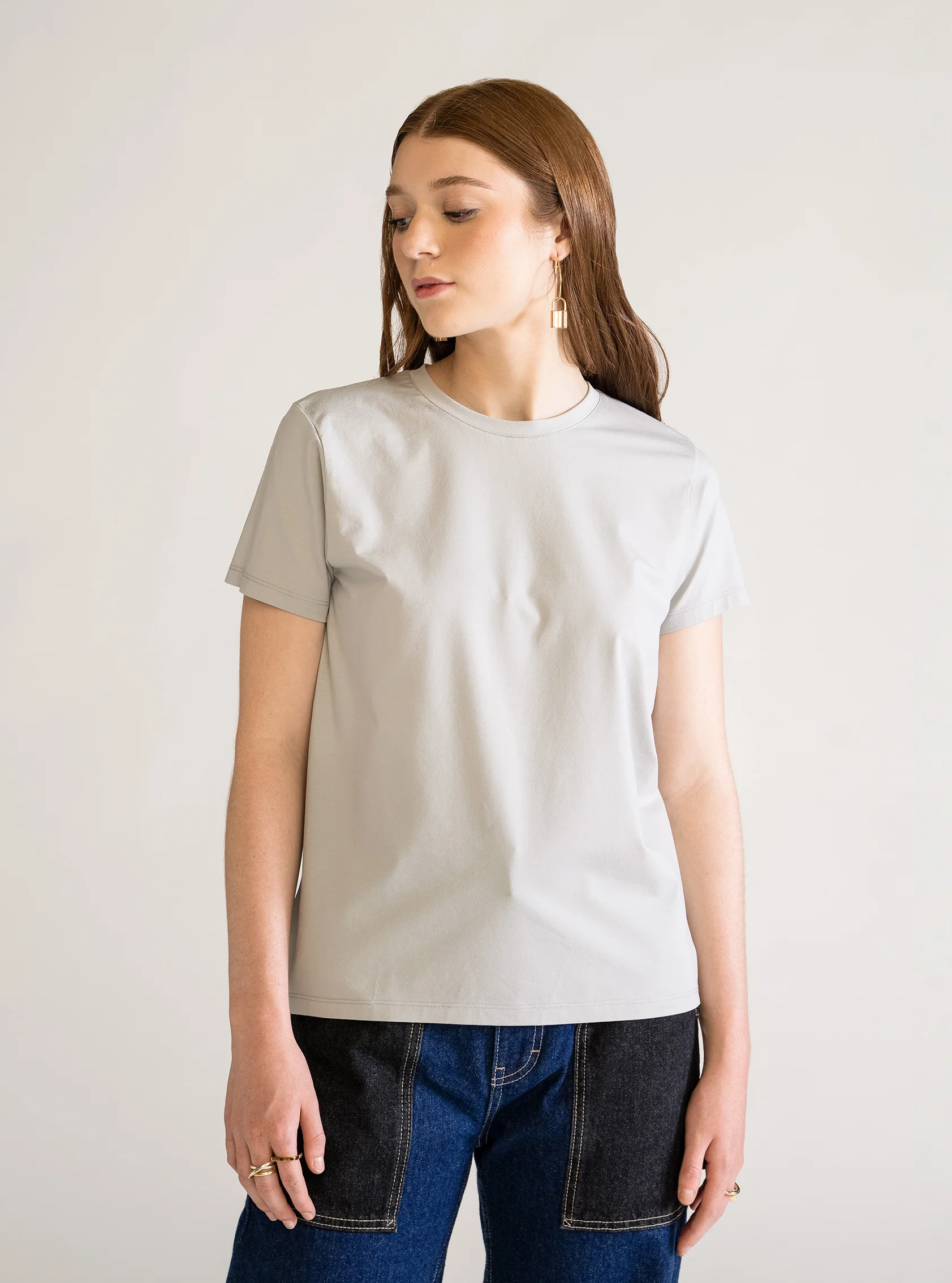 Basic Premium Tee, Gris Claro