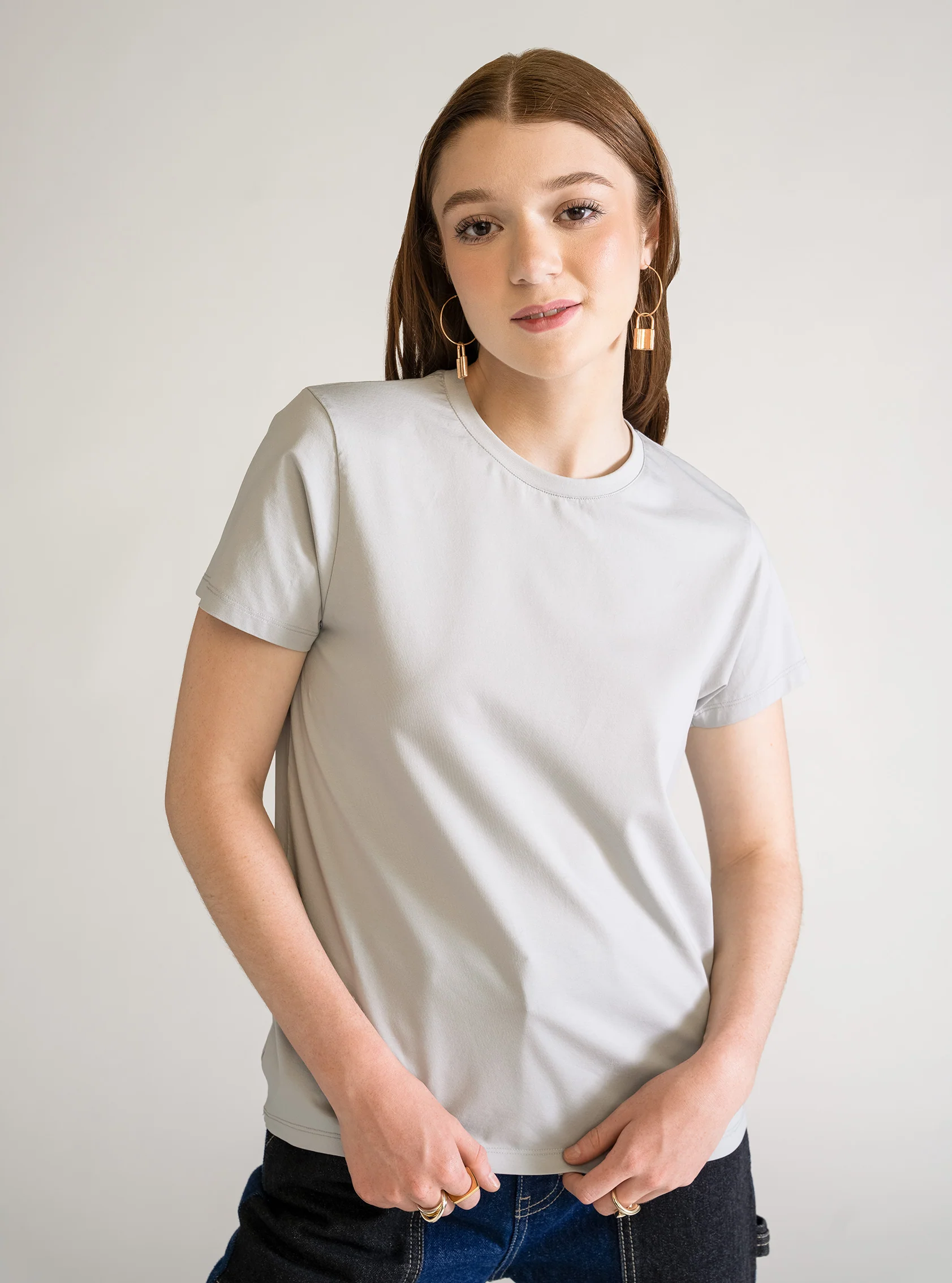 Basic Premium Tee, Gris Claro - Imagen 5