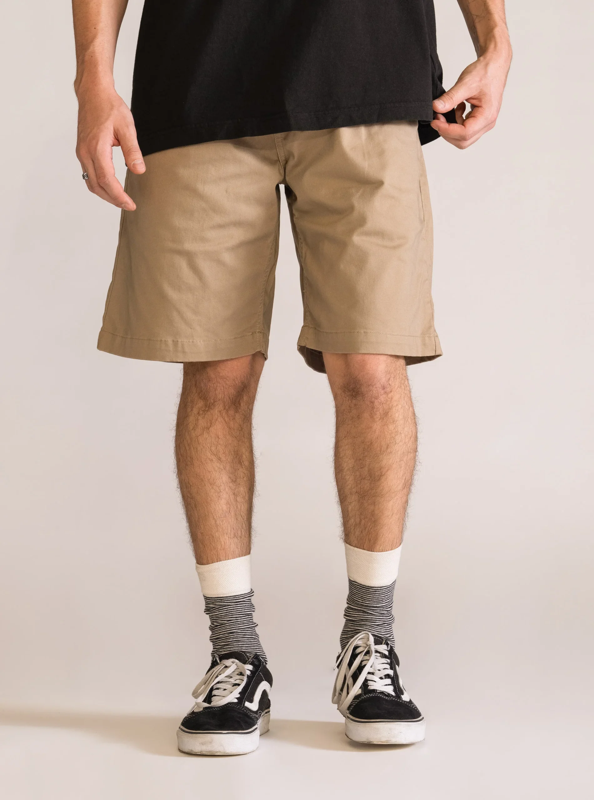 Flare Up Short, Kaky
