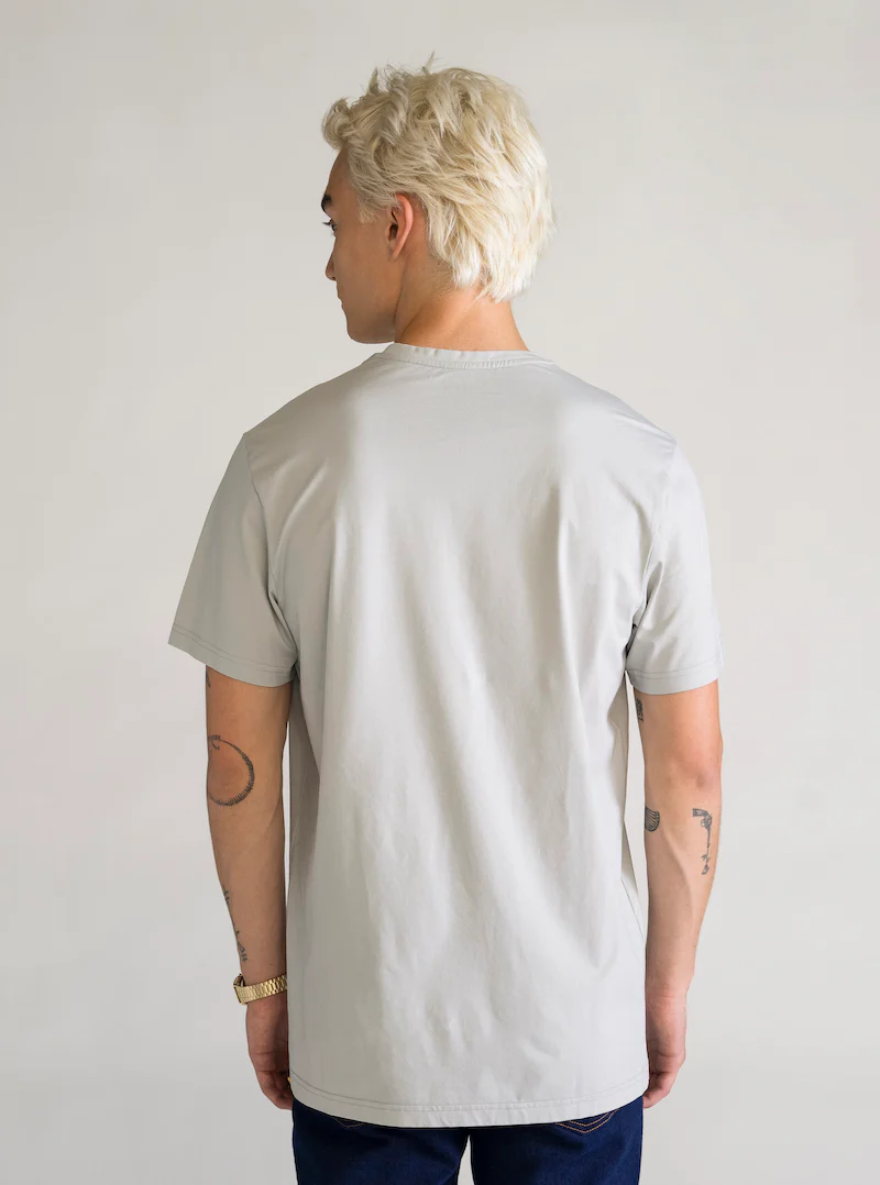The Perfect T-Shirt V-Neck, Gris Claro - Imagen 3