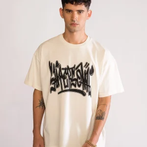 A White Wall Playera Oversize, Crema