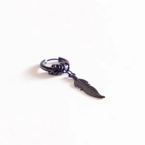 The Pen Piercing, Negro