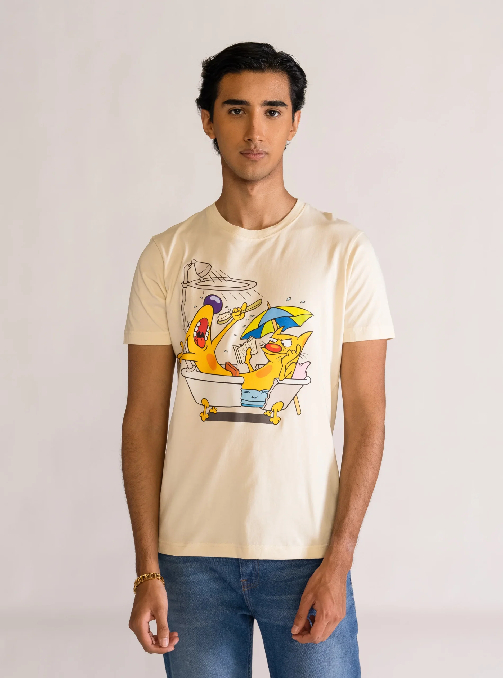 Raining Cats & Dogs Playera, Crema