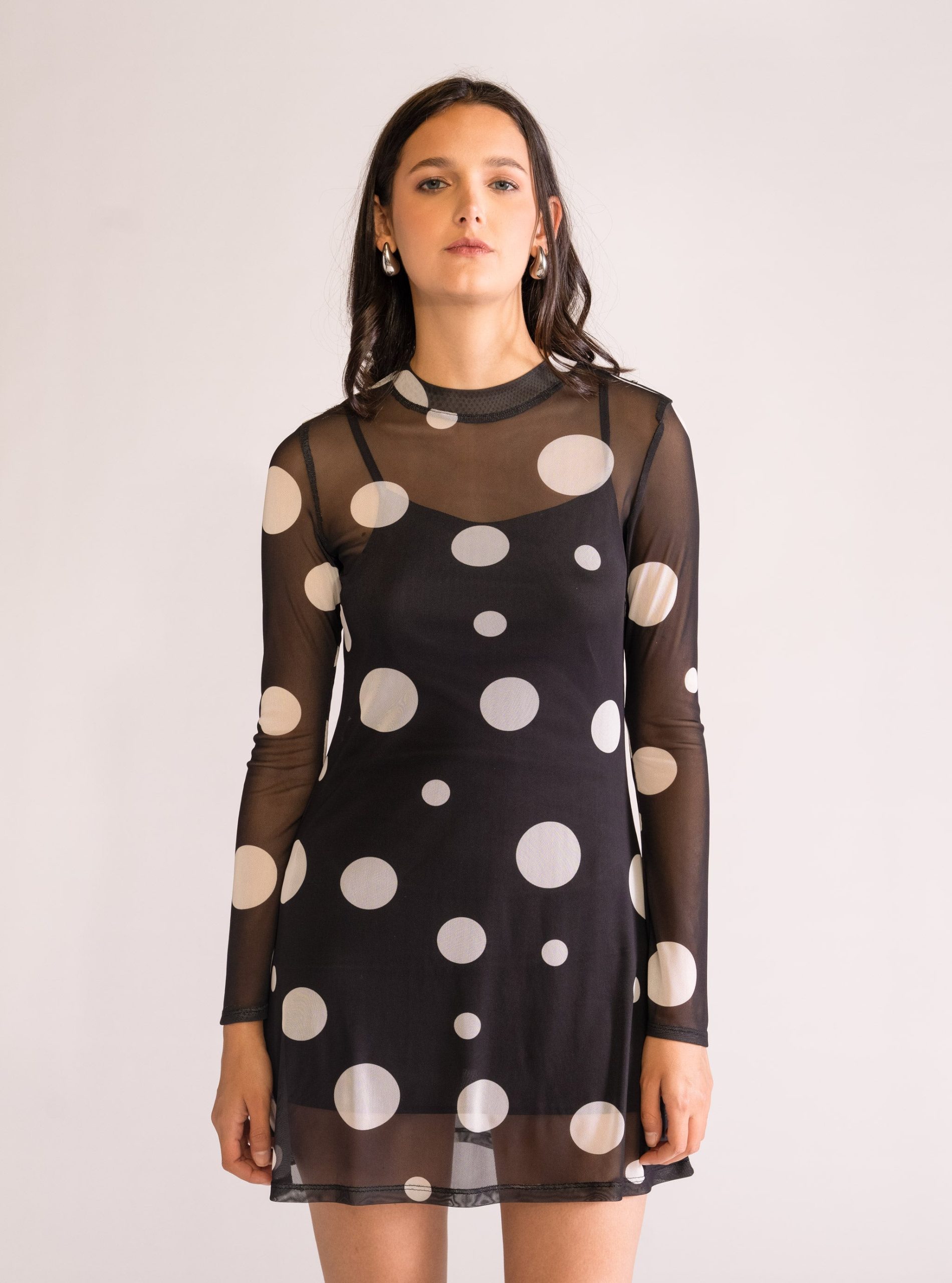 On Time Dress, Negro