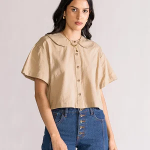 Everything Is Romantic Blusa, Beige