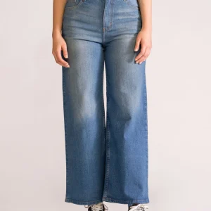 I Feel Love Wide Leg Jeans, Azul Claro