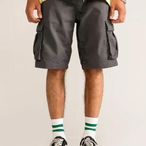 Nairobi Shorts, Gris Obscuro