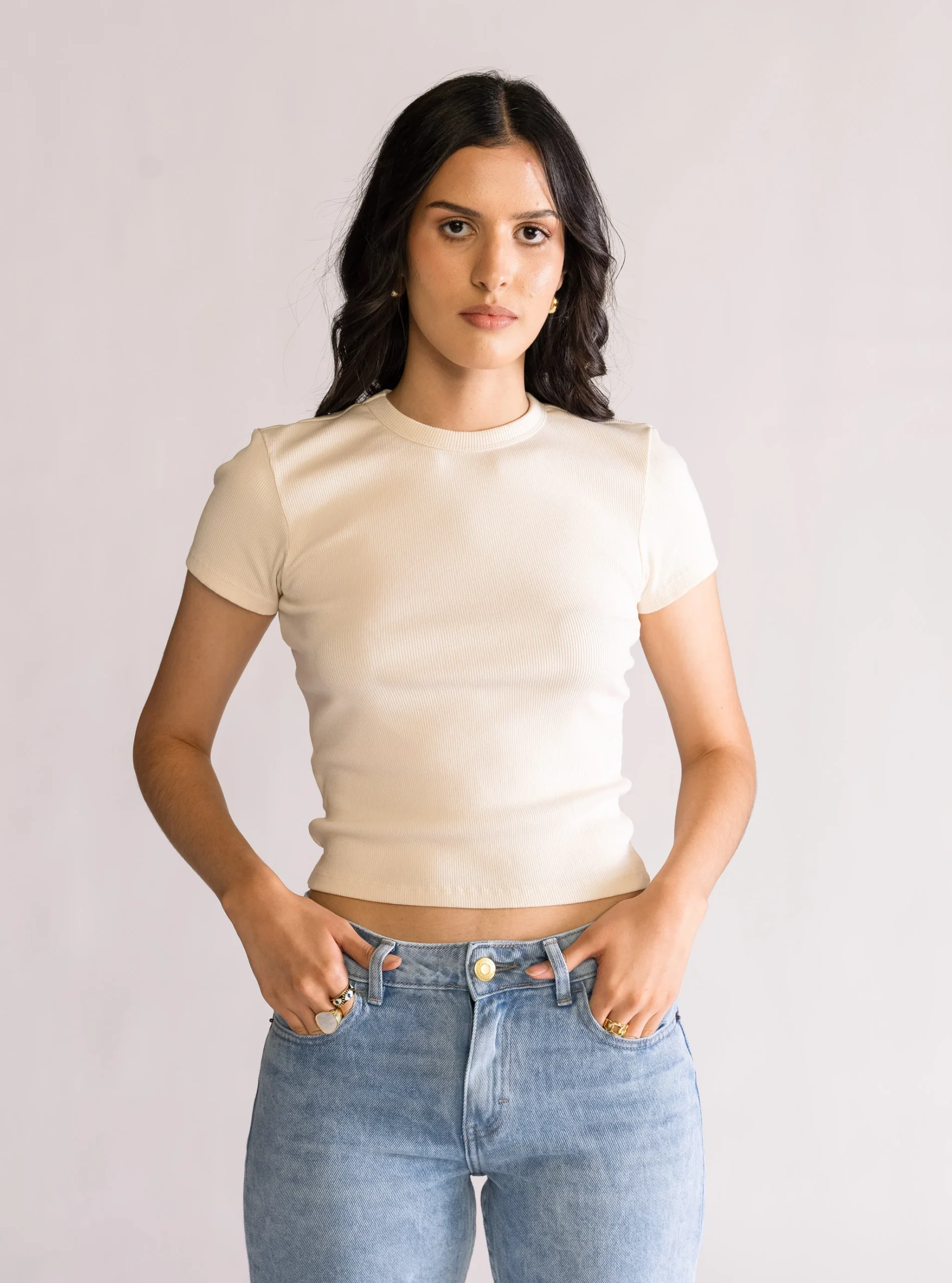 Hear Me Out Baby Playera, Crema