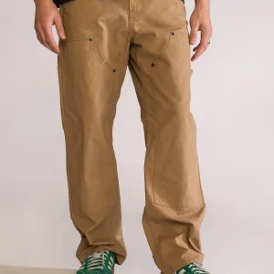 Charmed Up Pantalón Carpintero, Café Claro