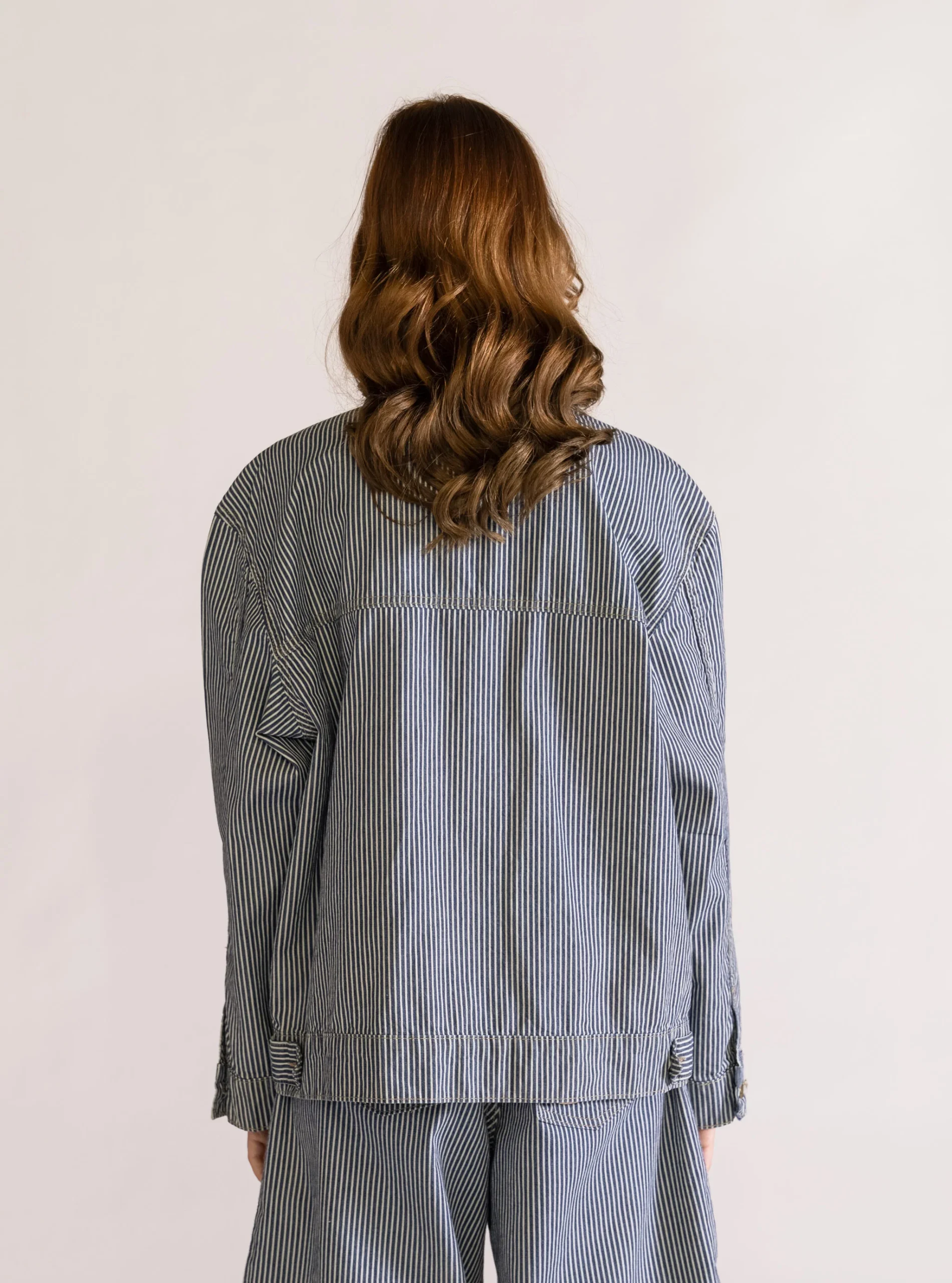 Think About Me Chumpa, Azul Obscuro - Imagen 5