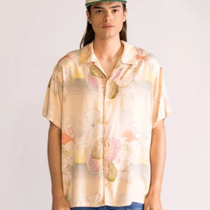 Goth A Minute Shirt, Rosado