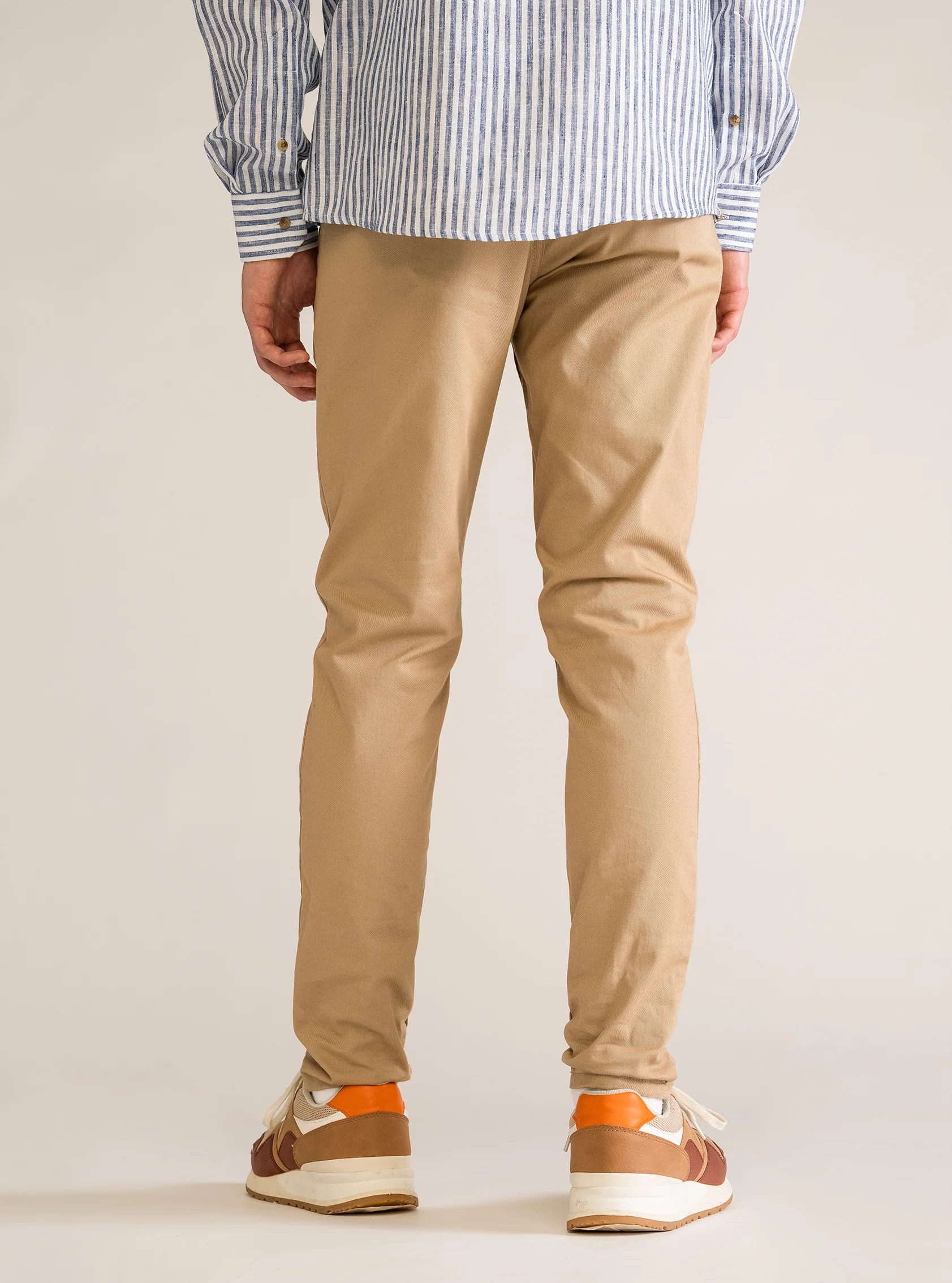 The Classic Slim Pants, Kaky - Imagen 4