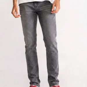 Electrifying Slim Fit Jeans, Negro