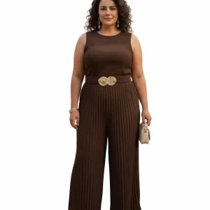 Enterizo plus size elegante